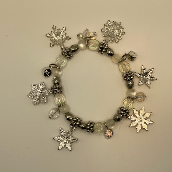 Snowflake Crystal Stretch Bracelet AB Aurora Borealis Rhinestones Linen ❄️💎 - Picture 10 of 11